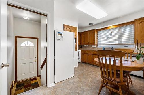 63 Teakwood Ave, Winnipeg, MB 