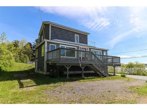 8698 Route 102, Public Landing, NB 