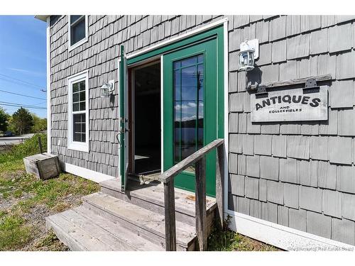 8698 Route 102, Public Landing, NB 