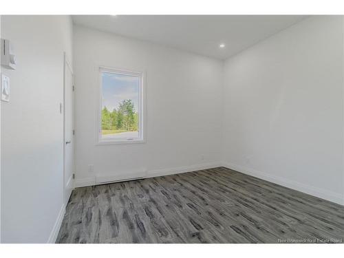 1236 Pleasant Dr, Minto, NB 
