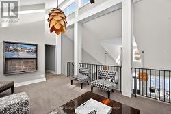 LOFT - 