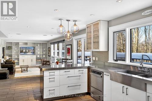 3476 Garden Of Eden Road, Clearview, ON 