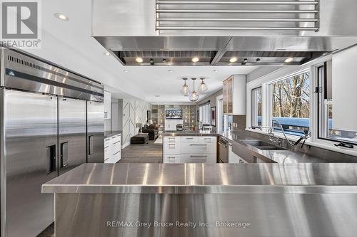 3476 Garden Of Eden Road, Clearview, ON 