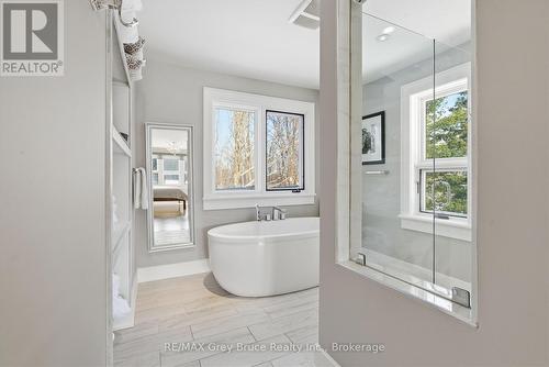 3476 Garden Of Eden Road, Clearview, ON 