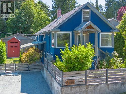 6896 Drake Street, Powell River, BC 