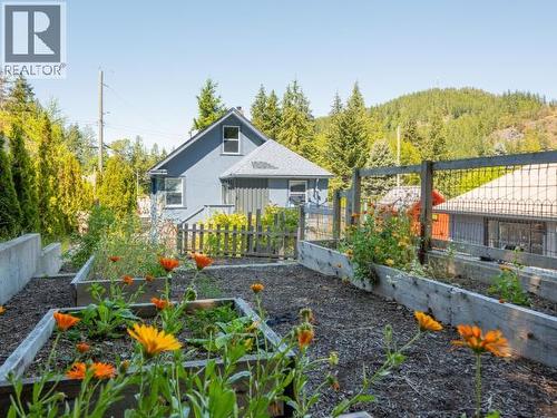6896 Drake Street, Powell River, BC 