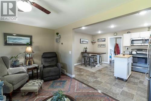 8 Dawson Ave, Sault Ste. Marie, ON - Indoor
