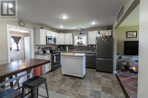 8 Dawson Ave, Sault Ste. Marie, ON - Indoor Photo Showing Kitchen