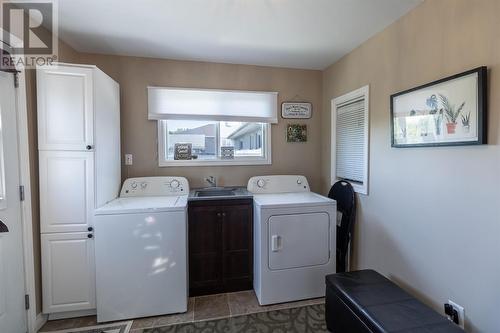 8 Dawson Ave, Sault Ste. Marie, ON - Indoor Photo Showing Laundry Room