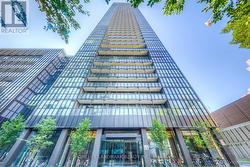 606 - 101 CHARLES STREET E Toronto, ON M4Y 0A9