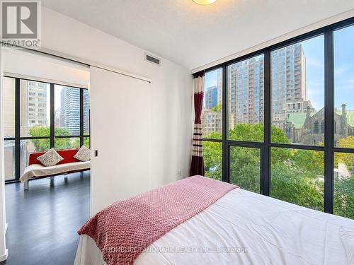 606 - 101 Charles Street E, Toronto, ON - Indoor Photo Showing Bedroom