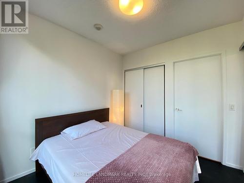 606 - 101 Charles Street E, Toronto, ON - Indoor Photo Showing Bedroom