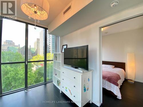 606 - 101 Charles Street E, Toronto, ON - Indoor Photo Showing Bedroom