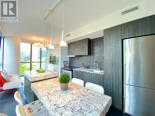 606 - 101 Charles Street E, Toronto, ON - Indoor