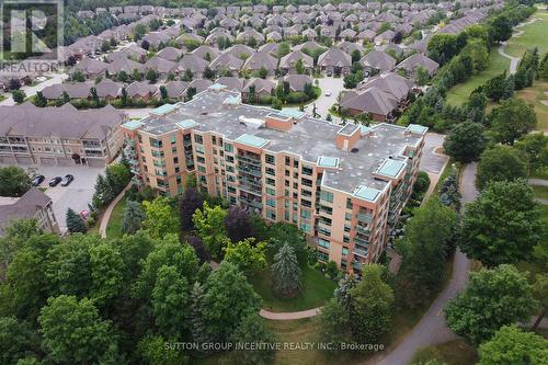 308 - 4 Briar Hill Heights, New Tecumseth, ON 