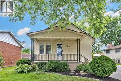 928 LACASSE BOULEVARD Tecumseh, ON N8N 2C5