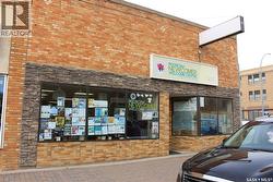 432 Main STREET  Moose Jaw, SK S6H 3K2