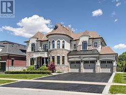 115 CARMICHAEL CRESCENT  King, ON L7B 0N2