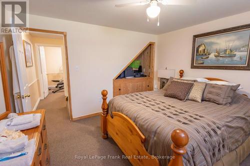 1291 South Wilberforce Road, Highlands East (Monmouth), ON 