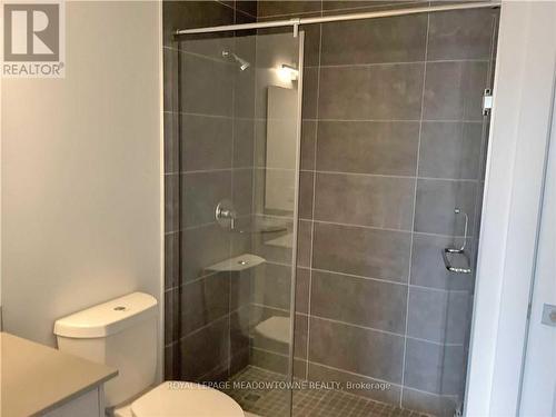 1304 - 15 Glebe Street E, Cambridge, ON - Indoor Photo Showing Bathroom