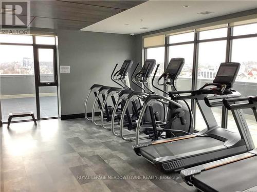 1304 - 15 Glebe Street E, Cambridge, ON - Indoor Photo Showing Gym Room