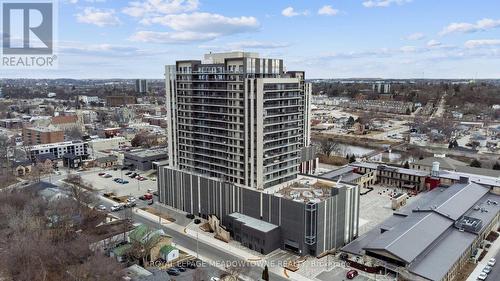 1304 - 15 Glebe Street E, Cambridge, ON - Outdoor With View