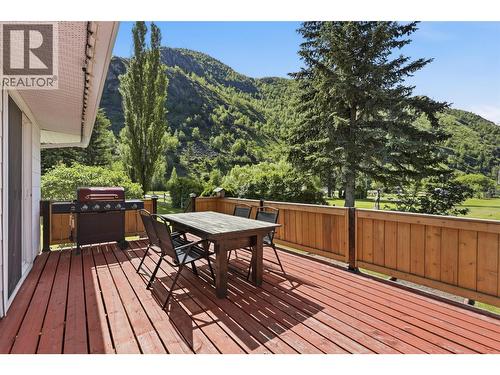 3191 Yellowhead Highway S, Barriere, BC 
