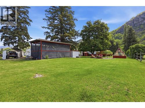 3191 Yellowhead Highway S, Barriere, BC 