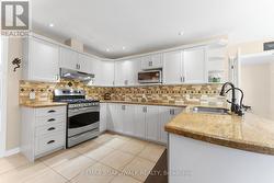Tons of Counter Space - 