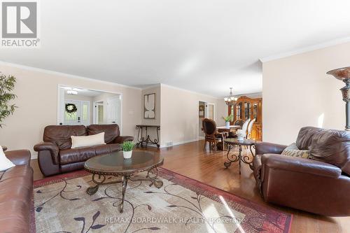 Hardwood Floors Flowing Throughout - 14 Panandrick View Drive, Ottawa, ON 
