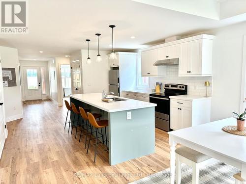 102 Eagle Court, Saugeen Shores, ON 