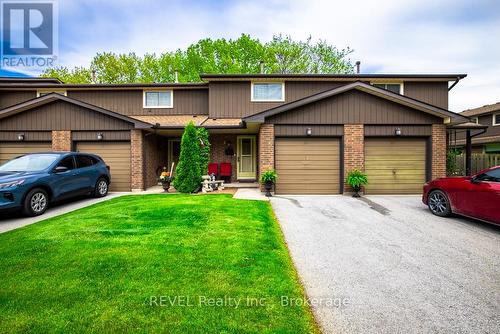 2 - 64 FORSTER STREET  St. Catharines (Vine/Linwell), ON L2N 6T5