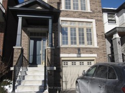 18B Algoma Street Toronto, ON M8Y 1C3