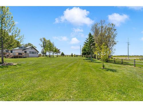100 Ross Lane, Erieau, ON 