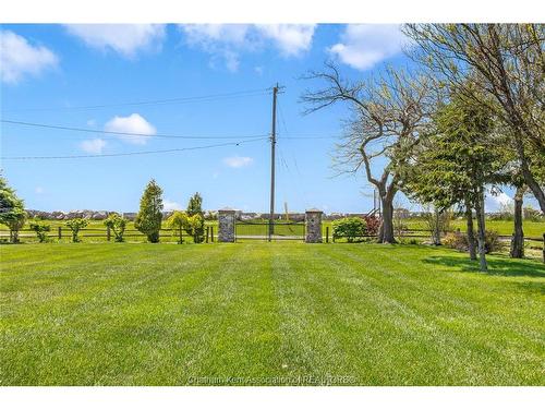 100 Ross Lane, Erieau, ON 