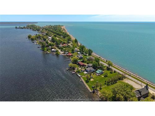 100 Ross Lane, Erieau, ON 