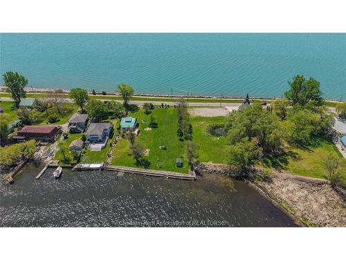 100 Ross Lane, Erieau, ON 