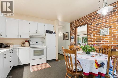1265 Britannia Road, Burlington, ON - Indoor Photo Showing Kitchen
