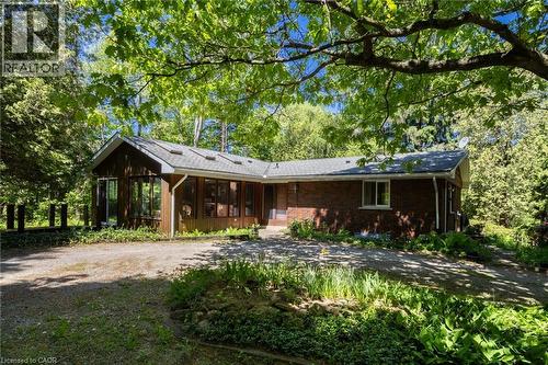 1265 Britannia Road, Burlington, ON - Outdoor
