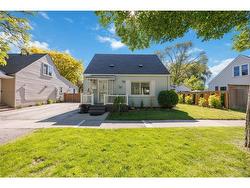 614 CHERRY Drive Sarnia, ON N7T 4H9