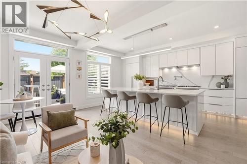 5056 New Street Unit# 4, Burlington, ON 