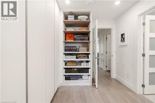 5056 New Street Unit# 4, Burlington, ON 