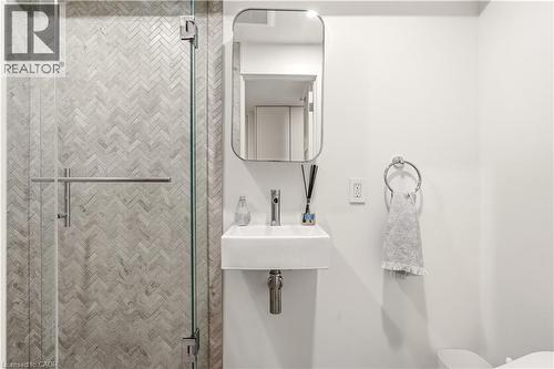 5056 New Street Unit# 4, Burlington, ON 