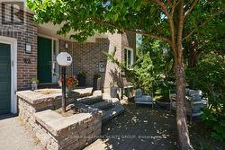 22 TERRACE DRIVE Ottawa, ON K2H 9N2