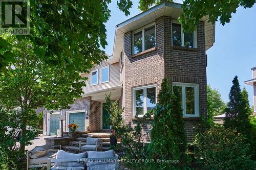 Welcome to 22 Terrace Drive, Bells Corners - 22 Terrace Drive, Ottawa, ON 