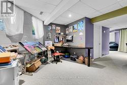 Bright Artist studio/den/office space - basement - 