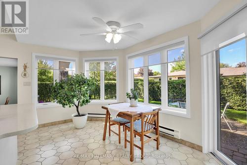 Breakfast area surrounded by windows - 39 Biscayne Crescent, Ottawa, ON 