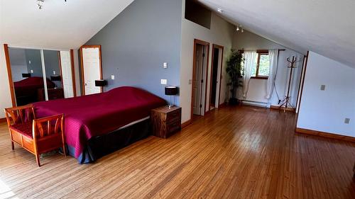 620 Applegrove Road, Fauquier, BC - Indoor Photo Showing Other Room With Body Of Water