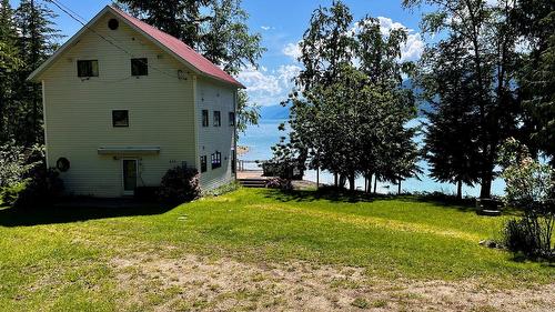 620 Applegrove Road, Fauquier, BC - Outdoor With Body Of Water