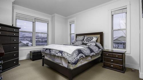 25-7760 Okanagan Landing Road, Vernon, BC - Indoor Photo Showing Bedroom